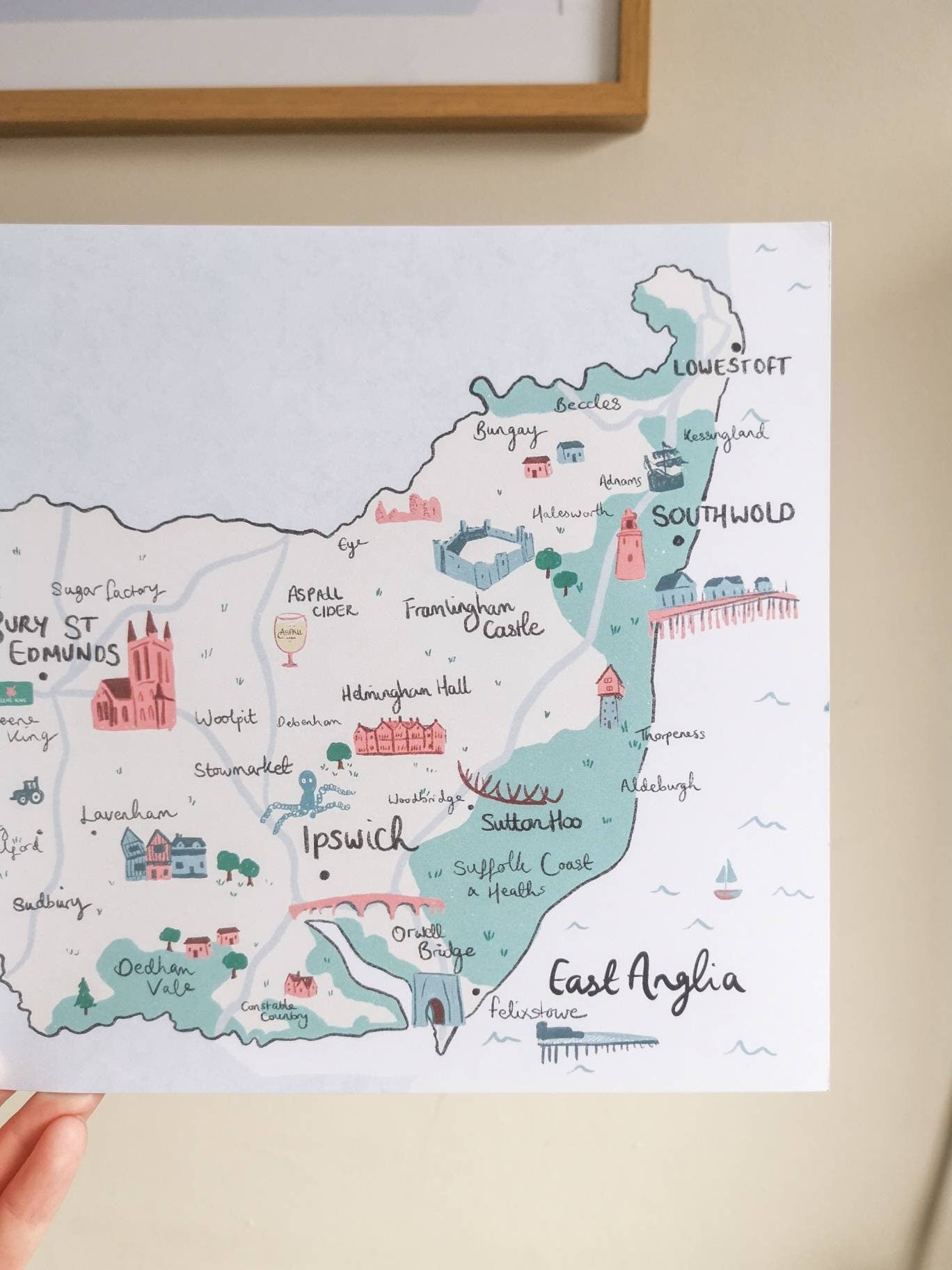 Suffolk County Illustrated Map - Ipswich, Lowestoft, Southwold etc